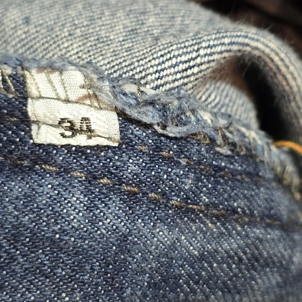 Chevignon 57 Mens‎ Jeans 34 Vintage Fade Western Vibe Thick Denim